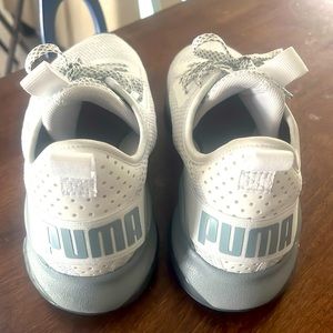 Puma gray and white NWOT Sneakers, size 7.5